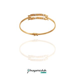 Üç Renk Küp Detaylı Kelepçe